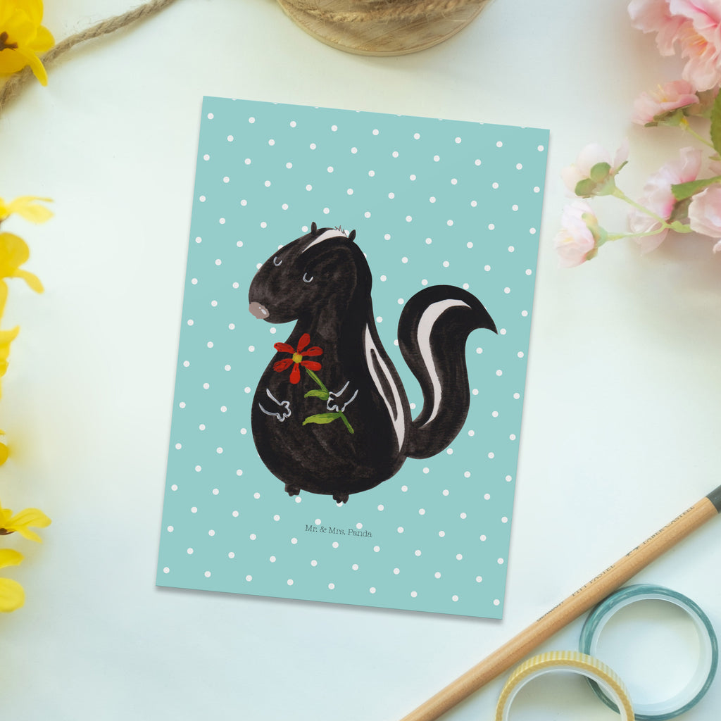 Postkarte Stinktier Blume Geschenkkarte, Grußkarte, Karte, Einladung, Ansichtskarte, Geburtstagskarte, Einladungskarte, Dankeskarte, Stinktier, Skunk, Wildtier, Raubtier, Stinker, Stinki, Tagträumer, verträumt, Dreams, Träume