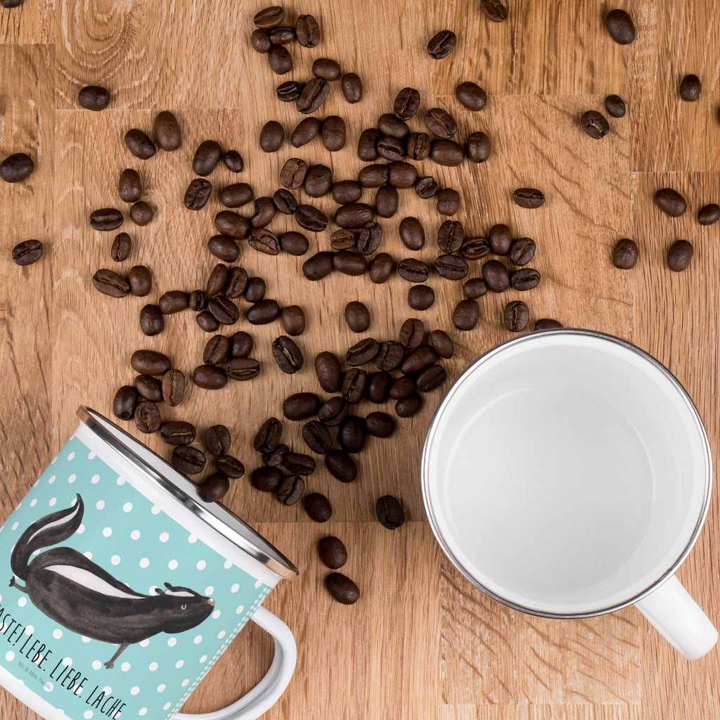 Camping Emaille Tasse Stinktier Yoga Campingtasse, Trinkbecher, Metalltasse, Outdoor Tasse, Emaille Trinkbecher, Blechtasse Outdoor, Emaille Campingbecher, Edelstahl Trinkbecher, Metalltasse für Camping, Kaffee Blechtasse, Camping Tasse Metall, Stinktier, Skunk, Wildtier, Raubtier, Stinker, Stinki, Yoga, Namaste, Lebe, Liebe, Lache