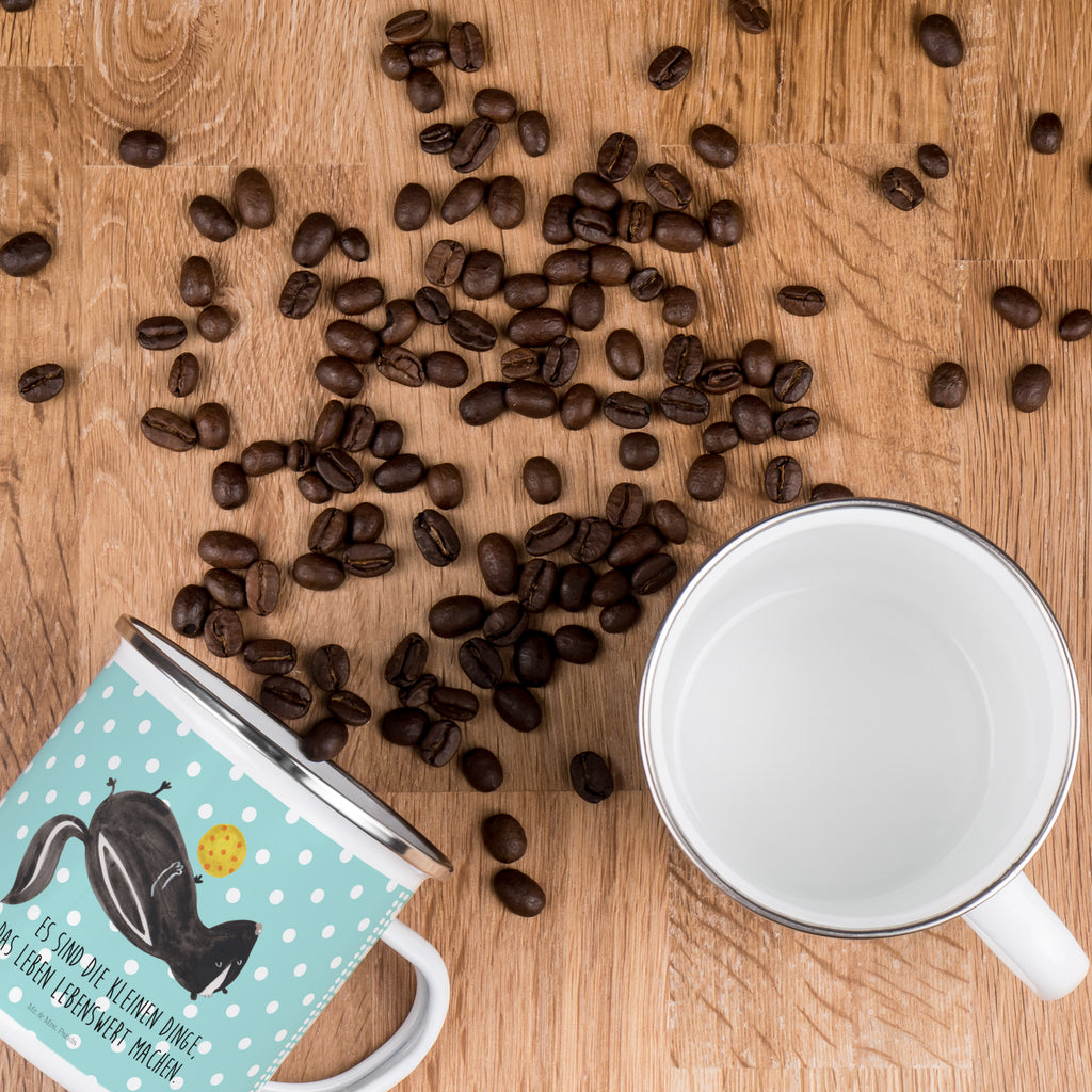 Camping Emaille Tasse Stinktier Ball Campingtasse, Trinkbecher, Metalltasse, Outdoor Tasse, Emaille Trinkbecher, Blechtasse Outdoor, Emaille Campingbecher, Edelstahl Trinkbecher, Metalltasse für Camping, Kaffee Blechtasse, Camping Tasse Metall, Stinktier, Skunk, Wildtier, Raubtier, Stinker, Stinki, verspielt, Weisheit