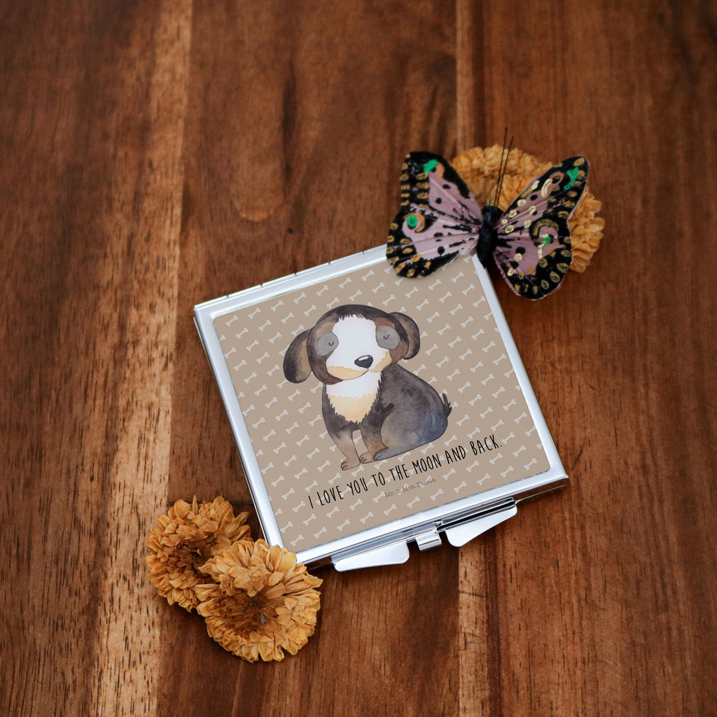 Handtaschenspiegel quadratisch Hund entspannt Spiegel, Handtasche, Quadrat, silber, schminken, Schminkspiegel, Hund, Hundemotiv, Haustier, Hunderasse, Tierliebhaber, Hundebesitzer, Sprüche, schwarzer Hund, Hundeliebe, Liebe, Hundeglück