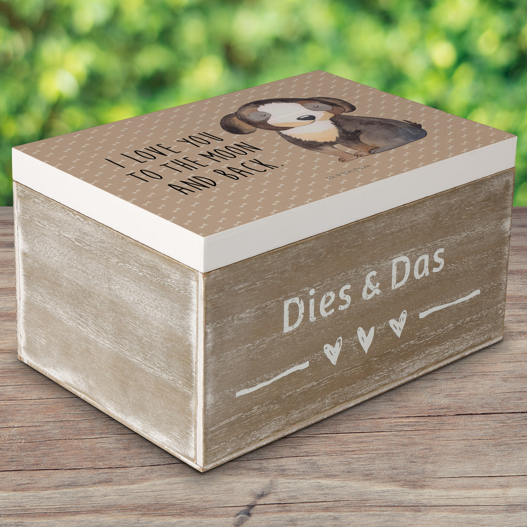 Holzkiste Hund entspannt Holzkiste, Kiste, Schatzkiste, Truhe, Schatulle, XXL, Erinnerungsbox, Erinnerungskiste, Dekokiste, Aufbewahrungsbox, Hund, Hundemotiv, Haustier, Hunderasse, Tierliebhaber, Hundebesitzer, Sprüche, schwarzer Hund, Hundeliebe, Liebe, Hundeglück