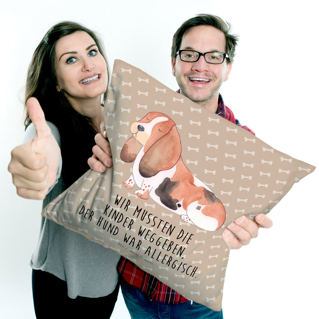40x40 Kissen Hund Basset Hound Kissenhülle, Kopfkissen, Sofakissen, Dekokissen, Motivkissen, Hund, Hundemotiv, Haustier, Hunderasse, Tierliebhaber, Hundebesitzer, Sprüche, Basset Hound, Basset, Hundeliebe, kinderlos