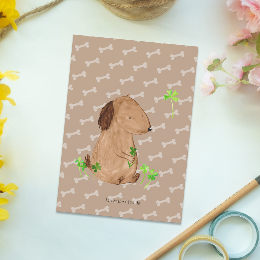 Postkarte Hund Kleeblatt Geschenkkarte, Grußkarte, Karte, Einladung, Ansichtskarte, Geburtstagskarte, Einladungskarte, Hund, Hundemotiv, Haustier, Hunderasse, Tierliebhaber, Hundebesitzer, Sprüche, Kleeblatt, Glück, Tagträume, Motivation, Neuanfang, Geschenk, Glücksbringer, Selbstliebe, Achtsamkeit