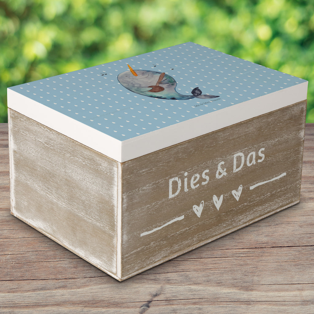 Holzkiste Narwal Gitarre Holzkiste, Kiste, Schatzkiste, Truhe, Schatulle, XXL, Erinnerungsbox, Erinnerungskiste, Dekokiste, Aufbewahrungsbox, Meerestiere, Meer, Urlaub, Narwal, Wal, Tanzen, Probleme, Problemlösung, Frust, Gespräche, Gitarre