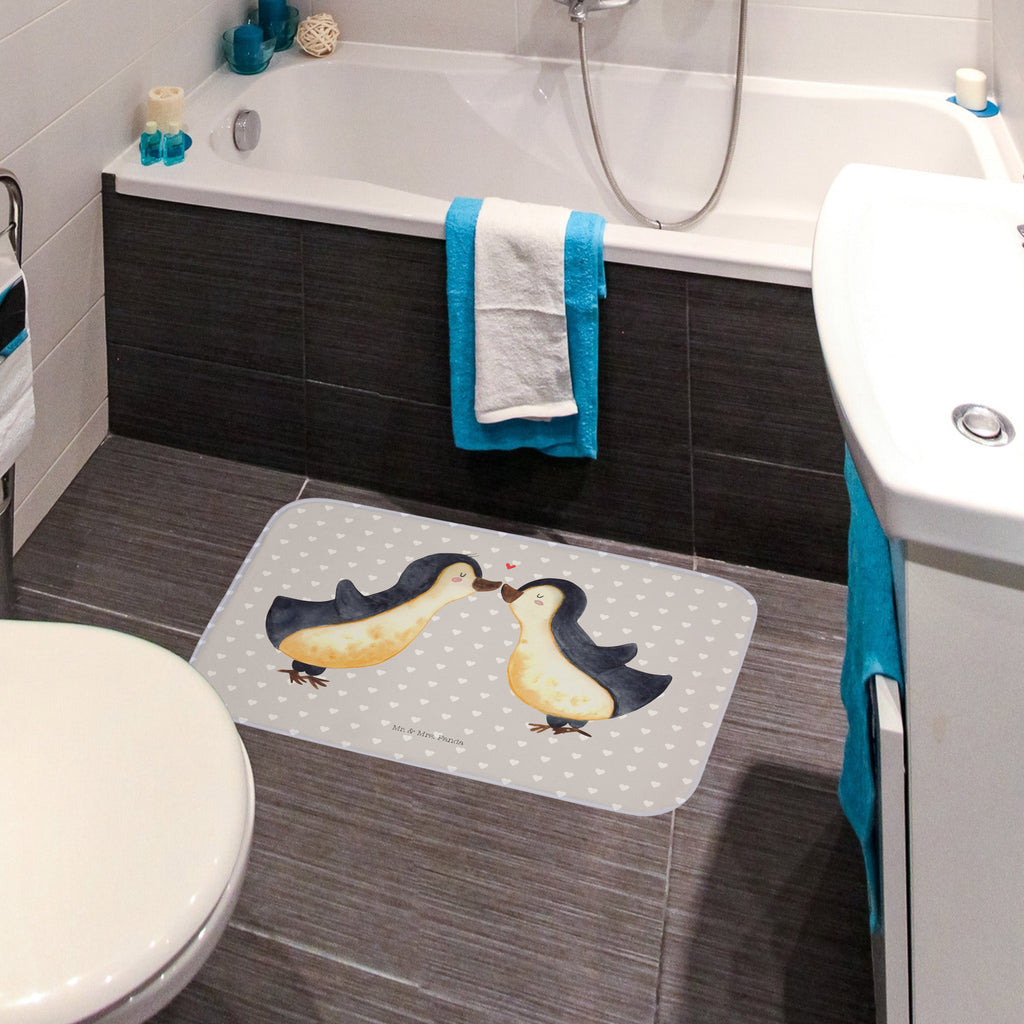 Badvorleger Pinguin Liebe Badematte, Badteppich, Duschvorleger, Badezimmerteppich, Badezimmermatte, Badvorleger, Duschmatte, Duschteppich, Liebe, Partner, Freund, Freundin, Ehemann, Ehefrau, Heiraten, Verlobung, Heiratsantrag, Liebesgeschenk, Jahrestag, Hocheitstag, Pinguin, Pinguine, Pinguin Paar, Pinguinpaar, Pinguin Liebe, Paar, Pärchen. Liebespaar, Liebesbeweis, Liebesspruch, Hochzeitstag, Geschenk Freund, Geschenk Freundin, Verlobte, Verlobter, Love, Geschenk Hochzeitstag, Geschenkidee, Hochzeit, Gastgeschenk