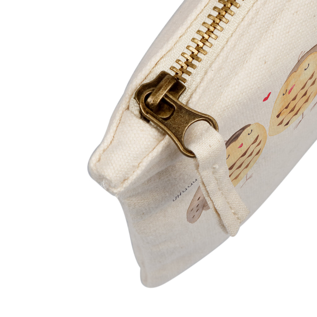 Schminktasche Eule Liebe Schminktasche, Kosmetiktasche, Kosmetikbeutel, Stiftemäppchen, Etui, Federmappe, Makeup, XXL, Schminketui, Kosmetiketui, Schlamperetui, Eule, Eule Deko, Liebe, Hochzeit Spruch, Owl, All you need is love, Liebe Spruch, Freundin Geschenk, Freund, Wortspiel lustig