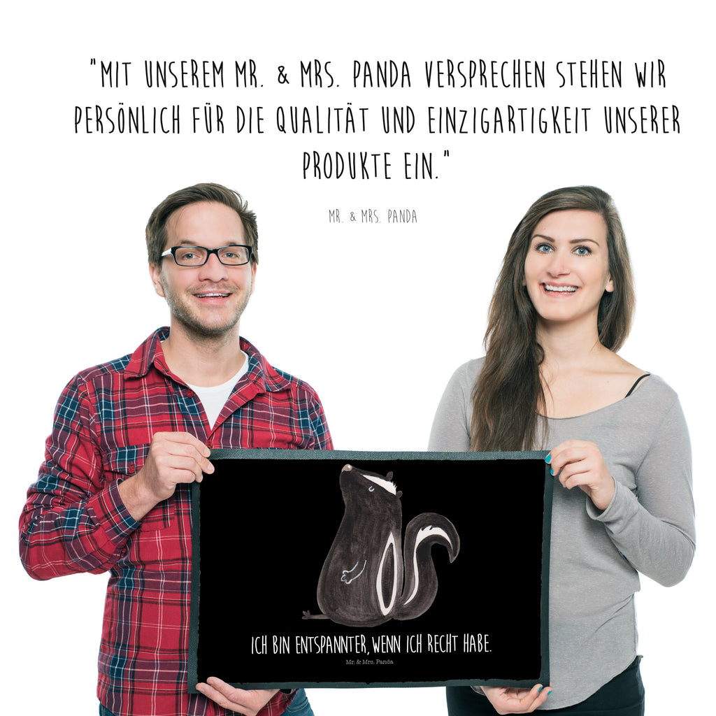 Fußmatte Stinktier sitzend Stinktier, Skunk, Wildtier, Raubtier, Stinker, Stinki, Spruch, Büro, Recht, Besserwisser, Türvorleger, Schmutzmatte, Fußabtreter, Matte, Schmutzfänger, Fußabstreifer, Schmutzfangmatte, Türmatte, Motivfußmatte,  Haustürmatte, Vorleger  Stinktier, Skunk