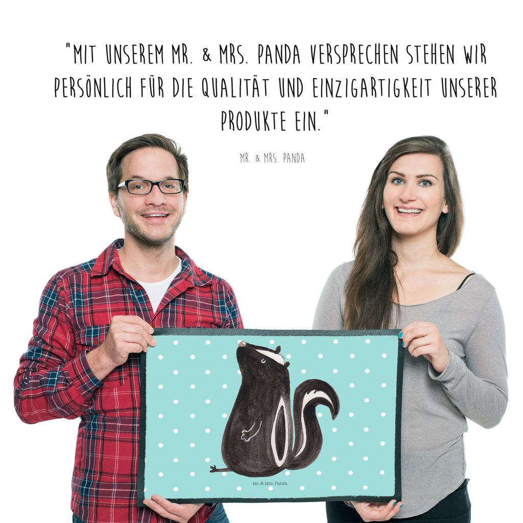 Fußmatte Stinktier sitzend Stinktier, Skunk, Wildtier, Raubtier, Stinker, Stinki, Spruch, Büro, Recht, Besserwisser, Türvorleger, Schmutzmatte, Fußabtreter, Matte, Schmutzfänger, Fußabstreifer, Schmutzfangmatte, Türmatte, Motivfußmatte,  Haustürmatte, Vorleger  Stinktier, Skunk