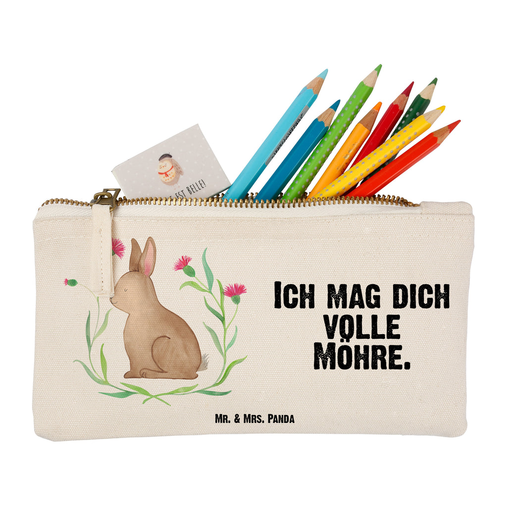 Schminktasche Hase sitzend Schminktasche, Kosmetiktasche, Kosmetikbeutel, Stiftemäppchen, Etui, Federmappe, Makeup, XXL, Schminketui, Kosmetiketui, Schlamperetui, Ostern, Osterhase, Ostergeschenke, Osternest, Osterdeko, Geschenk zu Ostern, Frohe Ostern, Ostergrüße, Osterblume, Liebe, Grüße, Hase, Kaninchen