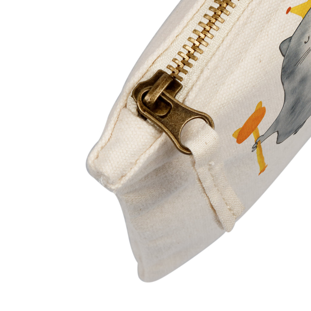 Schminktasche Katzen Koenig Schminktasche, Kosmetiktasche, Kosmetikbeutel, Stiftemäppchen, Etui, Federmappe, Makeup, XXL, Schminketui, Kosmetiketui, Schlamperetui, Katze, Katzenmotiv, Katzenfan, Katzendeko, Katzenfreund, Katzenliebhaber, Katzenprodukte, Katzenartikel, Katzenaccessoires, Katzensouvenirs, Katzenliebhaberprodukte, Katzenmotive, Katzen, Kater, Mietze, Cat, Cats, Katzenhalter, Katzenbesitzerin, Haustier, König, Königin, Queen, Familie, Mietzhaus, Wohnung, erste eigenen Wohnung, Umzug, Einzug