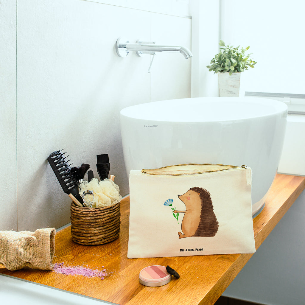 Schminktasche Igel mit Blume Schminktasche, Kosmetiktasche, Kosmetikbeutel, Stiftemäppchen, Etui, Federmappe, Makeup, XXL, Schminketui, Kosmetiketui, Schlamperetui, Tiermotive, Gute Laune, lustige Sprüche, Tiere, Igel, Gute Besserung, Genesungswünsche, Krankheit, Krankenhaus, krank, Besuch