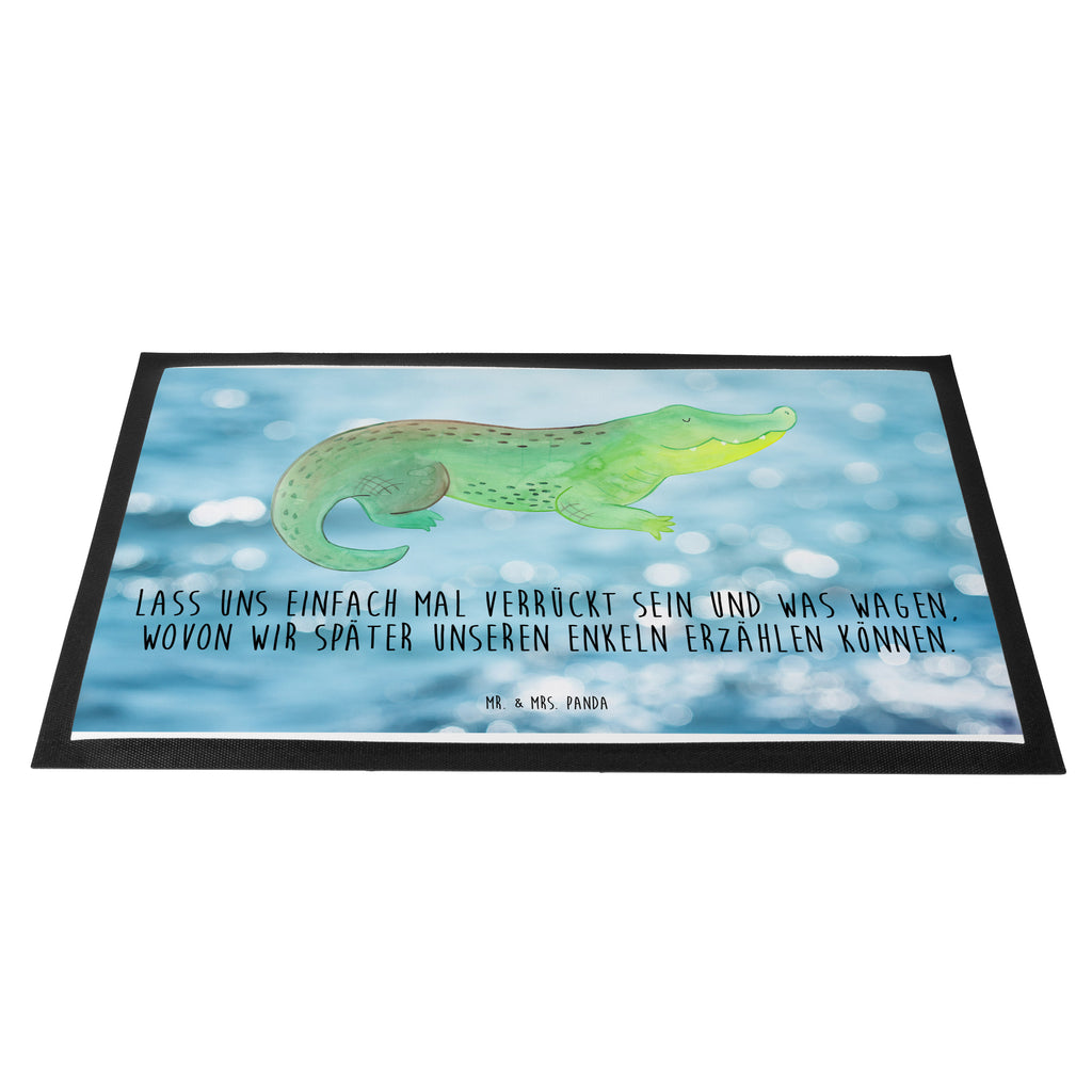 Fußmatte Krokodil Krokodil, Krokodile, verrückt sein, spontan sein, Abenteuerlust, Reiselust, Freundin, beste Freundin, Lieblingsmensch Türvorleger, Schmutzmatte, Fußabtreter, Matte, Schmutzfänger, Fußabstreifer, Schmutzfangmatte, Türmatte, Motivfußmatte,  Haustürmatte, Vorleger  Meerestiere, Meer, Urlaub