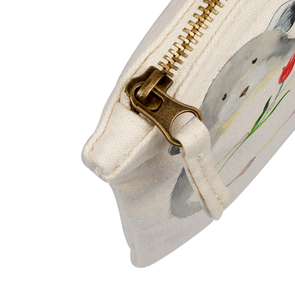 Schminktasche Chinchilla mit Blume Schminktasche, Kosmetiktasche, Kosmetikbeutel, Stiftemäppchen, Etui, Federmappe, Makeup, XXL, Schminketui, Kosmetiketui, Schlamperetui, Tiermotive, Gute Laune, lustige Sprüche, Tiere, Chinchilla, Chinchillas, Liebeskummer, Kummer, Depressionen, traurig sein, Chaos, Glücklichsein, Büro, Büroalltag