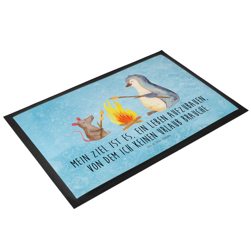 Fußmatte Pinguin Lagerfeuer Türvorleger, Schmutzmatte, Fußabtreter, Matte, Schmutzfänger, Fußabstreifer, Schmutzfangmatte, Türmatte, Motivfußmatte, Haustürmatte, Vorleger, Pinguin, Maus, Pinguine, Lagerfeuer, Leben, Arbeit, Job, Motivation, Büro, Büroalltag, Lebensspruch, Lebensmotivation, Neustart, Liebe, grillen, Feuer, Marshmallows