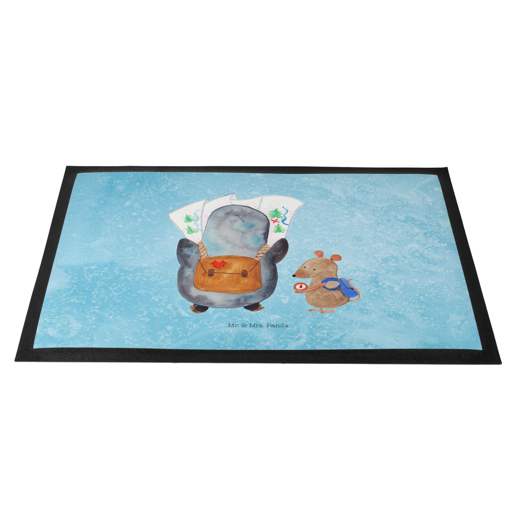 Fußmatte Pinguin & Maus Wanderer Türvorleger, Schmutzmatte, Fußabtreter, Matte, Schmutzfänger, Fußabstreifer, Schmutzfangmatte, Türmatte, Motivfußmatte, Haustürmatte, Vorleger, Pinguin, Pinguine, Abenteurer, Abenteuer, Roadtrip, Ausflug, Wanderlust, wandern