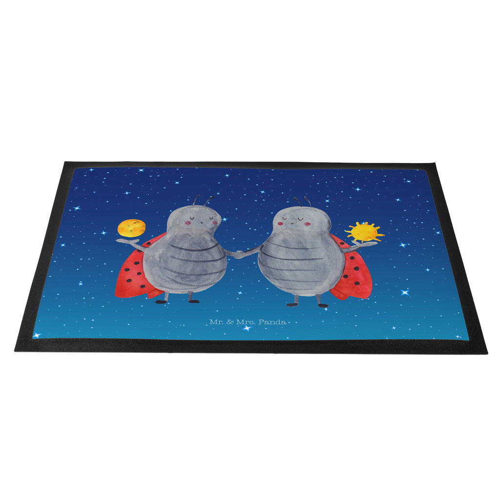 Fußmatte Sternzeichen Zwilling Türvorleger, Schmutzmatte, Fußabtreter, Matte, Schmutzfänger, Fußabstreifer, Schmutzfangmatte, Türmatte, Motivfußmatte, Haustürmatte, Vorleger, Tierkreiszeichen, Sternzeichen, Horoskop, Astrologie, Aszendent, Zwillinge, Zwilling Geschenk, Zwilling Sternzeichen, Geburtstag Mai, Geschenk Mai, Geschenk Juni, Marienkäfer, Glückskäfer, Zwillingsbruder, Zwillingsschwester