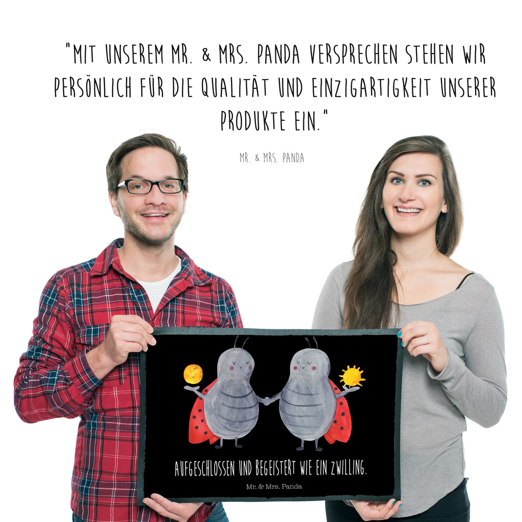 Fußmatte Sternzeichen Zwilling Türvorleger, Schmutzmatte, Fußabtreter, Matte, Schmutzfänger, Fußabstreifer, Schmutzfangmatte, Türmatte, Motivfußmatte, Haustürmatte, Vorleger, Tierkreiszeichen, Sternzeichen, Horoskop, Astrologie, Aszendent, Zwillinge, Zwilling Geschenk, Zwilling Sternzeichen, Geburtstag Mai, Geschenk Mai, Geschenk Juni, Marienkäfer, Glückskäfer, Zwillingsbruder, Zwillingsschwester