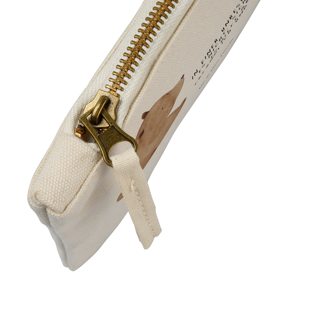 Schminktasche Bär Schulterblick Schminktasche, Kosmetiktasche, Kosmetikbeutel, Stiftemäppchen, Etui, Federmappe, Makeup, XXL, Schminketui, Kosmetiketui, Schlamperetui, Bär, Teddy, Teddybär, Selbstachtung, Weltansicht, Motivation, Bären, Bärenliebe, Weisheit