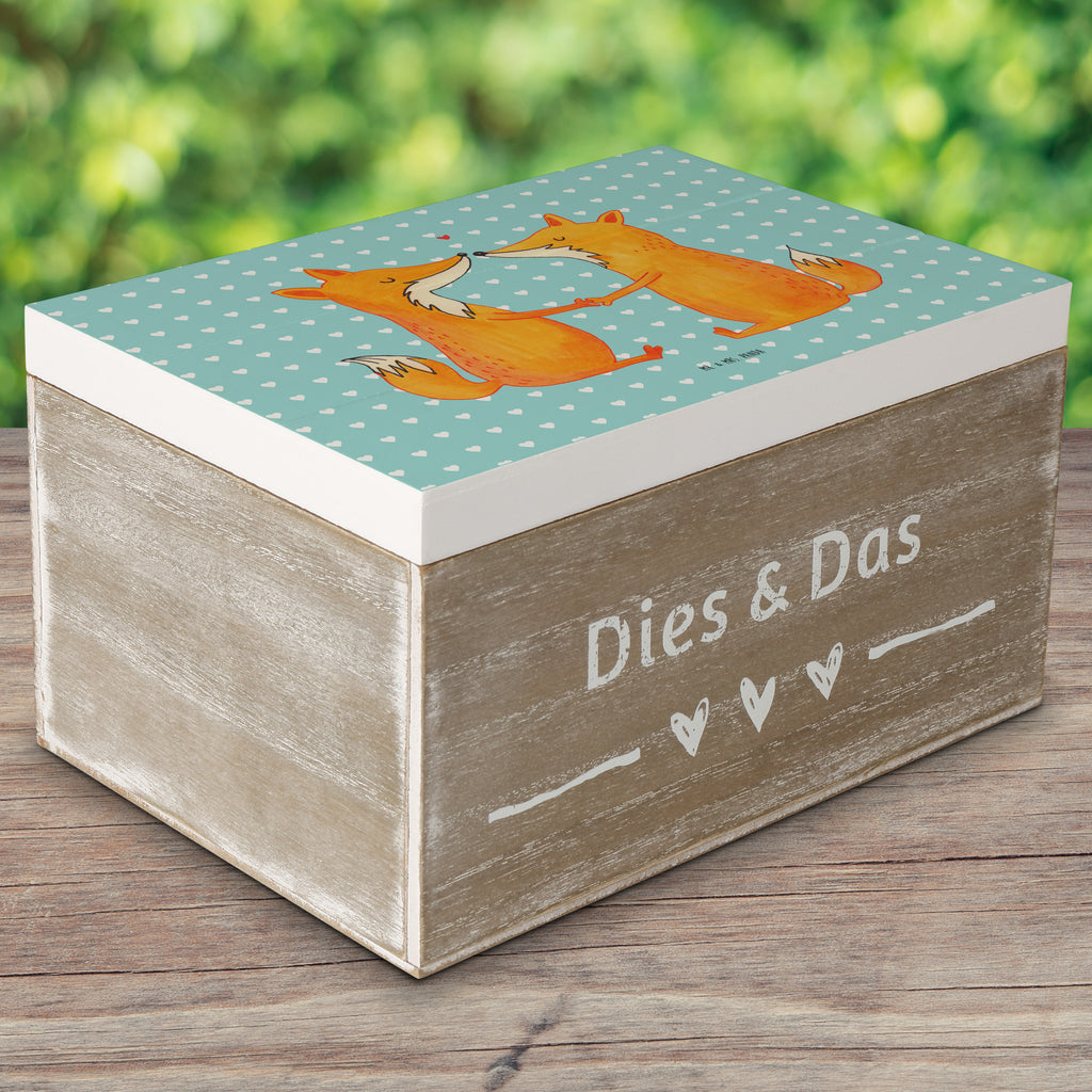 Holzkiste Füchse Liebe Holzkiste, Kiste, Schatzkiste, Truhe, Schatulle, XXL, Erinnerungsbox, Erinnerungskiste, Dekokiste, Aufbewahrungsbox, Fuchs, Füchse, Fox, Liebe, Liebespaar, Paar, Partner, Freundin, Freund, Ehe, Verlobte, Ehemann, Ehefrau, Liebesbeweis