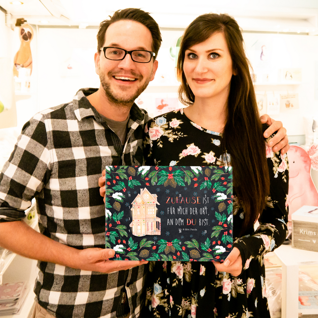 Hello Lindt Adventskalender Lebkuchenhaus Adventskalender, Weihnachtskalender, Kalender, Weihnachten, Schokoladen Adventskalender, Adventskalender 2021, Schoko Adventskalender, Hello Lindt, Winter, Weihnachtsdeko, Nikolaus, Advent, Heiligabend, Wintermotiv