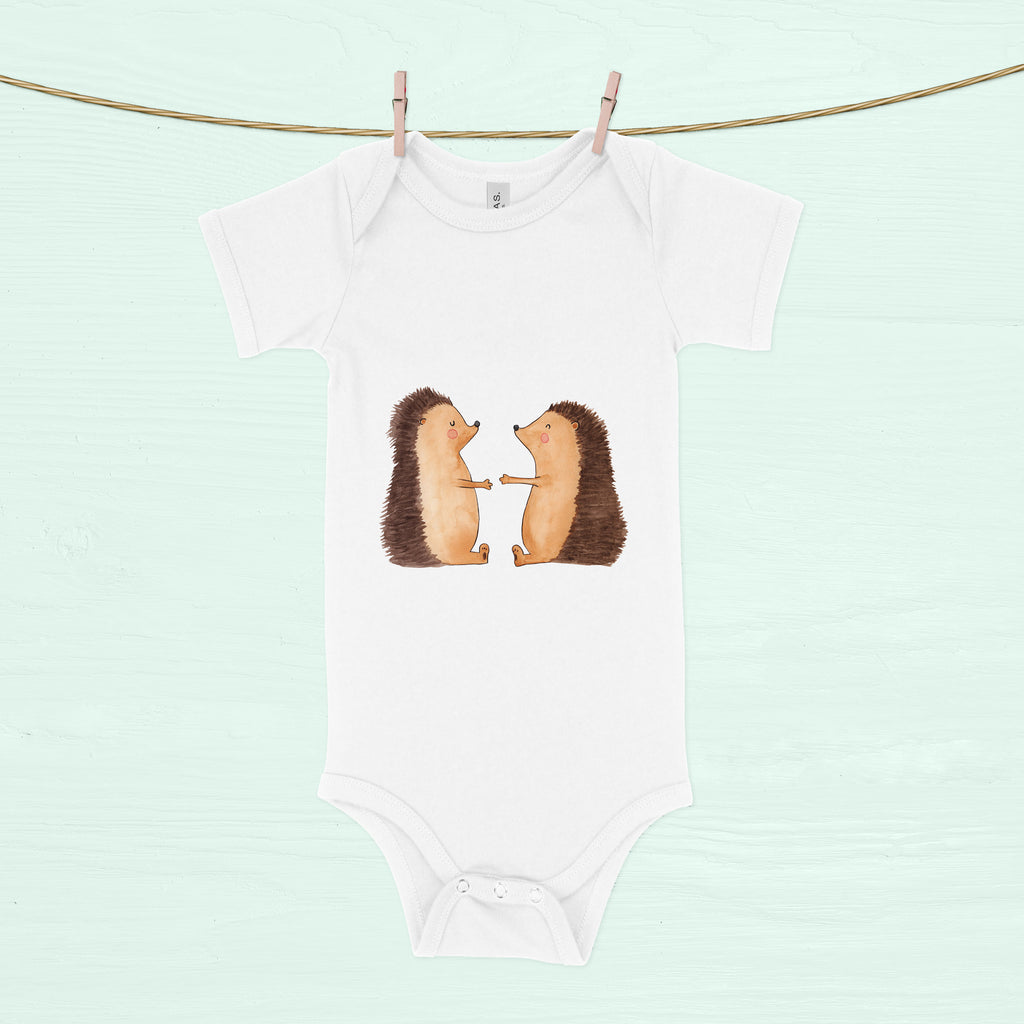 Organic Baby Body Igel Liebe Babykleidung, Babystrampler, Strampler, Wickelbody, Baby Erstausstattung, Junge, Mädchen, Liebe, Partner, Freund, Freundin, Ehemann, Ehefrau, Heiraten, Verlobung, Heiratsantrag, Liebesgeschenk, Jahrestag, Hocheitstag, Verliebt, Verlobt, Verheiratet, Geschenk, Liebesbeweis, Hochzeitstag, Hochzeit, Igel