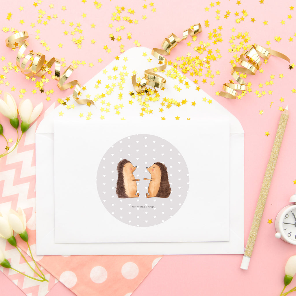 80mm Rund Aufkleber Igel Liebe Sticker, Aufkleber, Etikett, Liebe, Partner, Freund, Freundin, Ehemann, Ehefrau, Heiraten, Verlobung, Heiratsantrag, Liebesgeschenk, Jahrestag, Hocheitstag, Verliebt, Verlobt, Verheiratet, Geschenk, Liebesbeweis, Hochzeitstag, Hochzeit, Igel