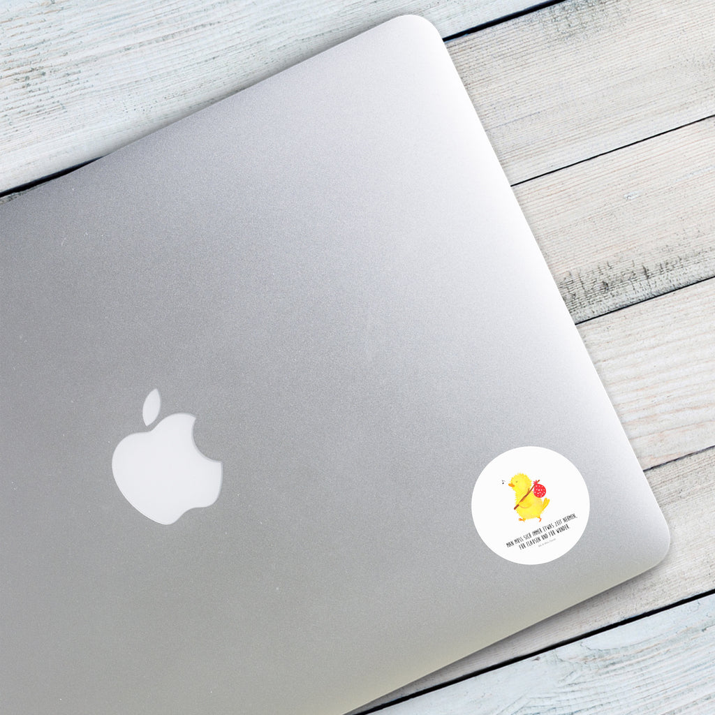 40mm Rund Aufkleber Küken Wanderer Sticker, Aufkleber, Etikett, Ostern, Osterhase, Ostergeschenke, Osternest, Osterdeko, Geschenk zu Ostern, Küken, Osterei, Ostereier, Ei, Frühlingsgefühle, Freude, Grüße, liebe Grüße, Frohe Ostern, Ostergrüße, Flausen, Wunder, Reisen, Weltenbummler, Zeit, Zeitmanagement, Backpacker