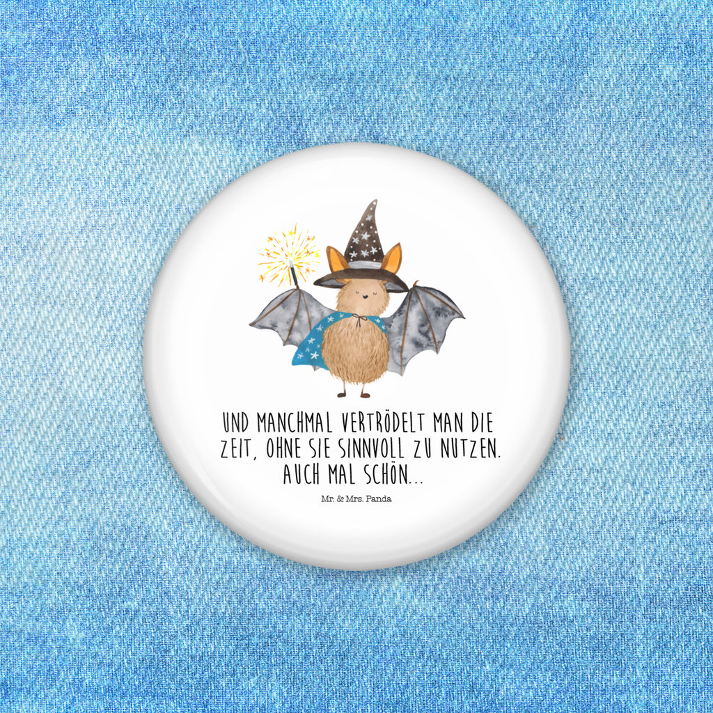 50mm Button Fledermaus Zauberer 50mm Button, Button, Pin, Anstecknadel, Tiermotive, Gute Laune, lustige Sprüche, Tiere, Fledermaus, Fledermäuse, Zauberer, Magier, Frauen, reinsteigern