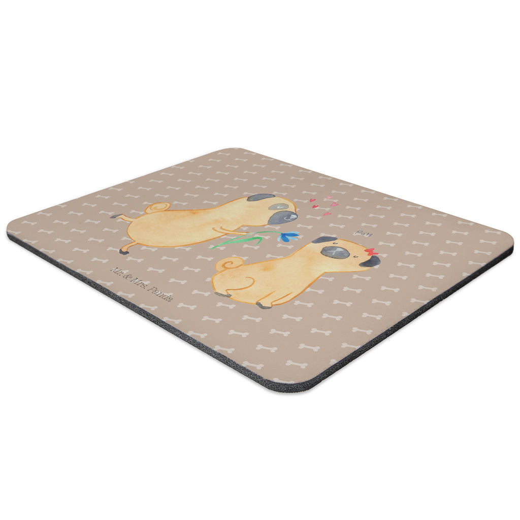Mauspad Mops verliebt Mousepad, Computer zubehör, Büroausstattung, PC Zubehör, Arbeitszimmer, Mauspad, Einzigartiges Mauspad, Designer Mauspad, Hund, Hundemotiv, Haustier, Hunderasse, Tierliebhaber, Hundebesitzer, Sprüche, Mops, Möpse, Hundeliebe, verliebt, Liebe, Liebesspruch. Verlobt, Geschenk Freund, Partner