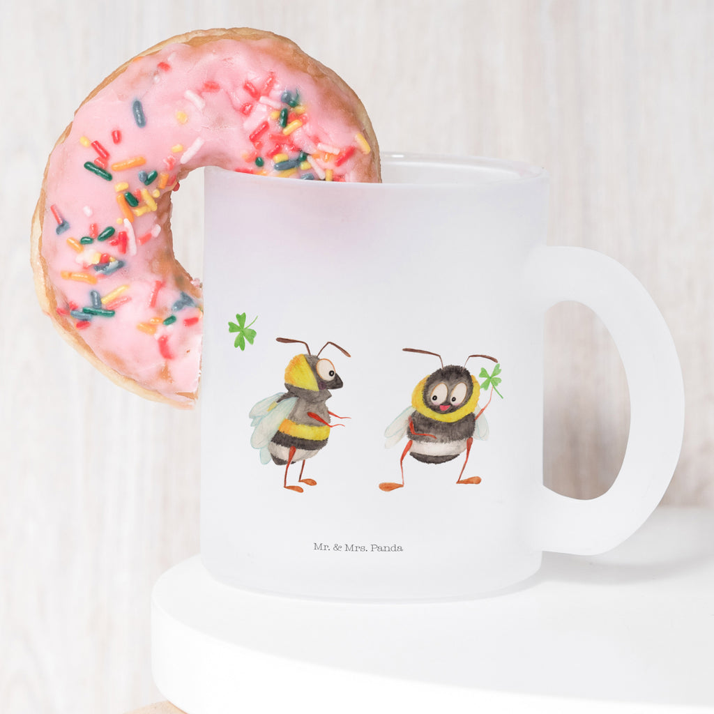 Teetasse Hummeln mit Kleeblatt Teetasse, Teeglas, Teebecher, Tasse mit Henkel, Tasse, Glas Teetasse, Teetasse aus Glas, Tiermotive, Gute Laune, lustige Sprüche, Tiere, Hummel, Biene, Spruch positiv, Biene Deko, Spruch schön, glücklich sein, glücklich werden, Spruch fröhlich