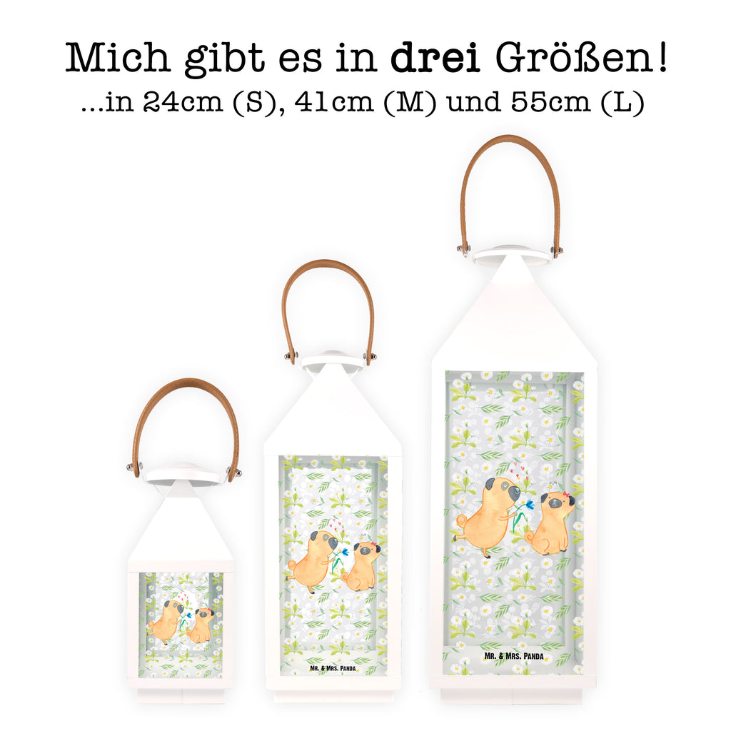 Deko Laterne Mops verliebt Gartenlampe, Gartenleuchte, Gartendekoration, Gartenlicht, Laterne  kleine Laternen, XXL Laternen, Laterne groß, Hund, Hundemotiv, Haustier, Hunderasse, Tierliebhaber, Hundebesitzer, Sprüche, Mops, Möpse, Hundeliebe, verliebt, Liebe, Liebesspruch. Verlobt, Geschenk Freund, Partner