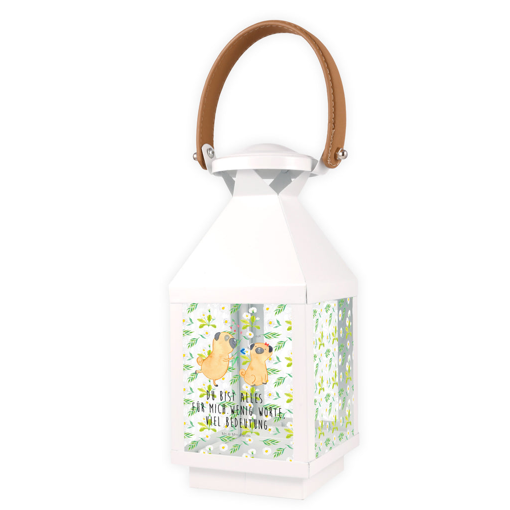 Deko Laterne Mops verliebt Gartenlampe, Gartenleuchte, Gartendekoration, Gartenlicht, Laterne  kleine Laternen, XXL Laternen, Laterne groß, Hund, Hundemotiv, Haustier, Hunderasse, Tierliebhaber, Hundebesitzer, Sprüche, Mops, Möpse, Hundeliebe, verliebt, Liebe, Liebesspruch. Verlobt, Geschenk Freund, Partner