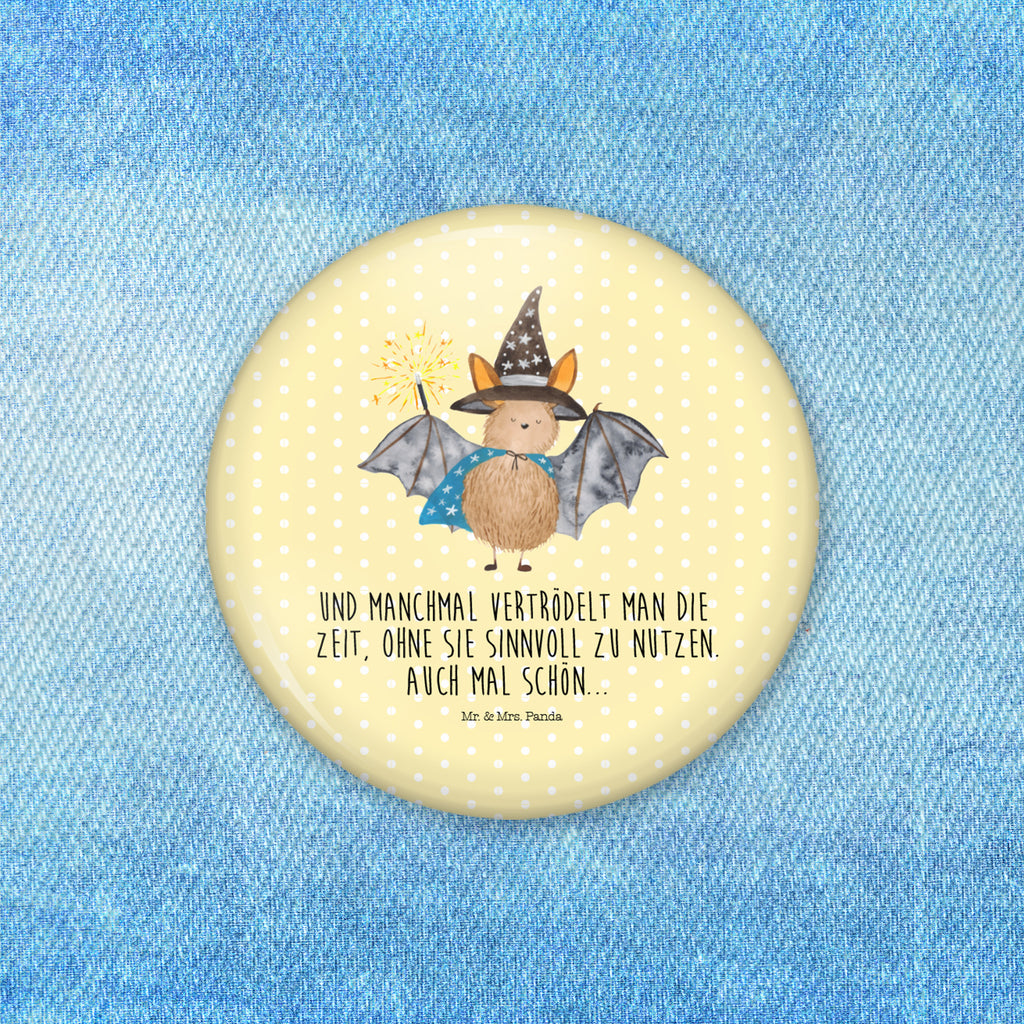 50mm Button Fledermaus Zauberer 50mm Button, Button, Pin, Anstecknadel, Tiermotive, Gute Laune, lustige Sprüche, Tiere, Fledermaus, Fledermäuse, Zauberer, Magier, Frauen, reinsteigern