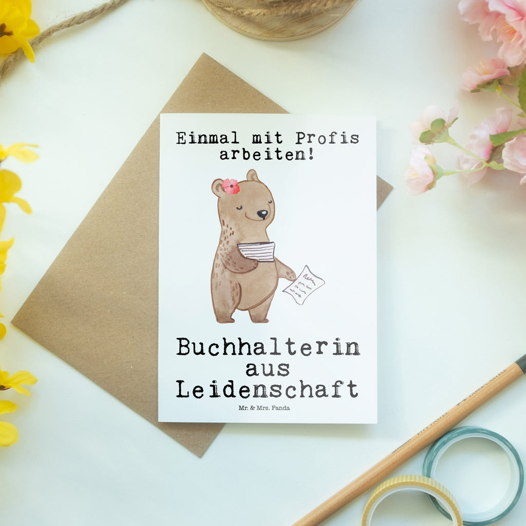 Grußkarte Buchhalterin aus Leidenschaft Klappkarte, Einladungskarte, Glückwunschkarte, Hochzeitskarte, Geburtstagskarte, Karte, Beruf, Ausbildung, Jubiläum, Abschied, Rente, Kollege, Kollegin, Geschenk, Schenken, Arbeitskollege, Mitarbeiter, Firma, Danke, Dankeschön, Buchhalter, in Bürojob, Backoffice Mitarbeiterin, Angestellte