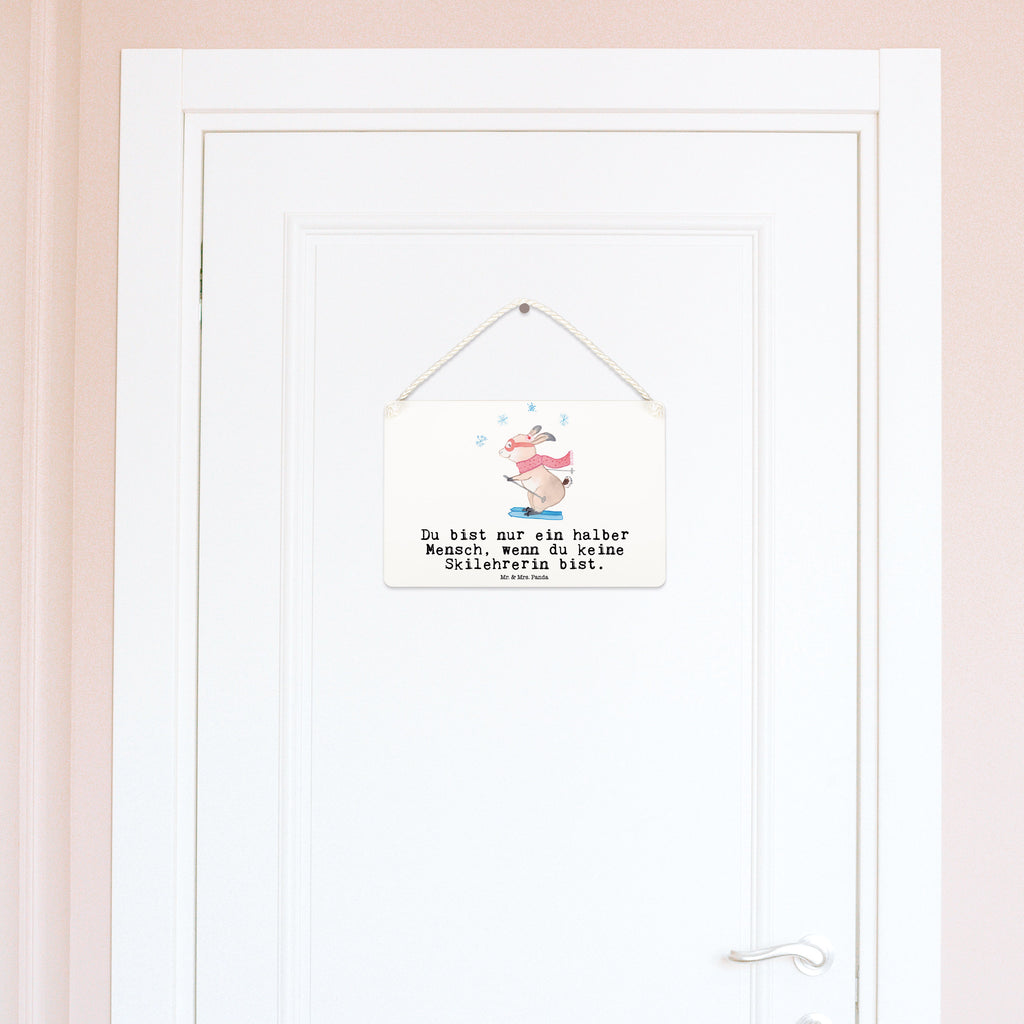 Deko Schild Skilehrerin mit Herz Dekoschild, Deko Schild, Schild, Tür Schild, Türschild, Holzschild, Wandschild, Wanddeko, Beruf, Ausbildung, Jubiläum, Abschied, Rente, Kollege, Kollegin, Geschenk, Schenken, Arbeitskollege, Mitarbeiter, Firma, Danke, Dankeschön