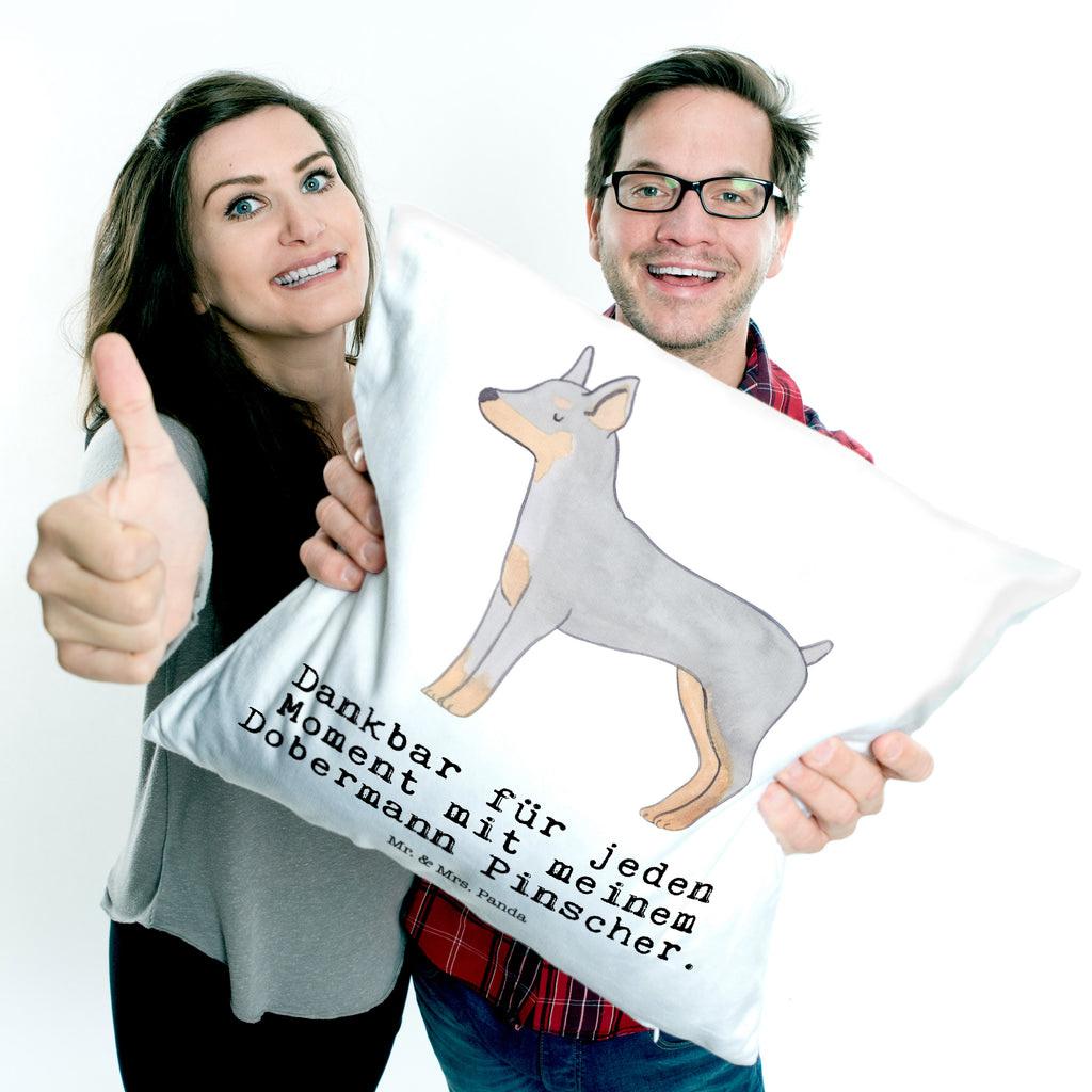 40x40 Kissen Dobermann Pinscher Moment Kissenhülle, Kopfkissen, Sofakissen, Dekokissen, Motivkissen, Hund, Hunderasse, Rassehund, Hundebesitzer, Geschenk, Tierfreund, Schenken, Welpe, Dobermann Pinscher