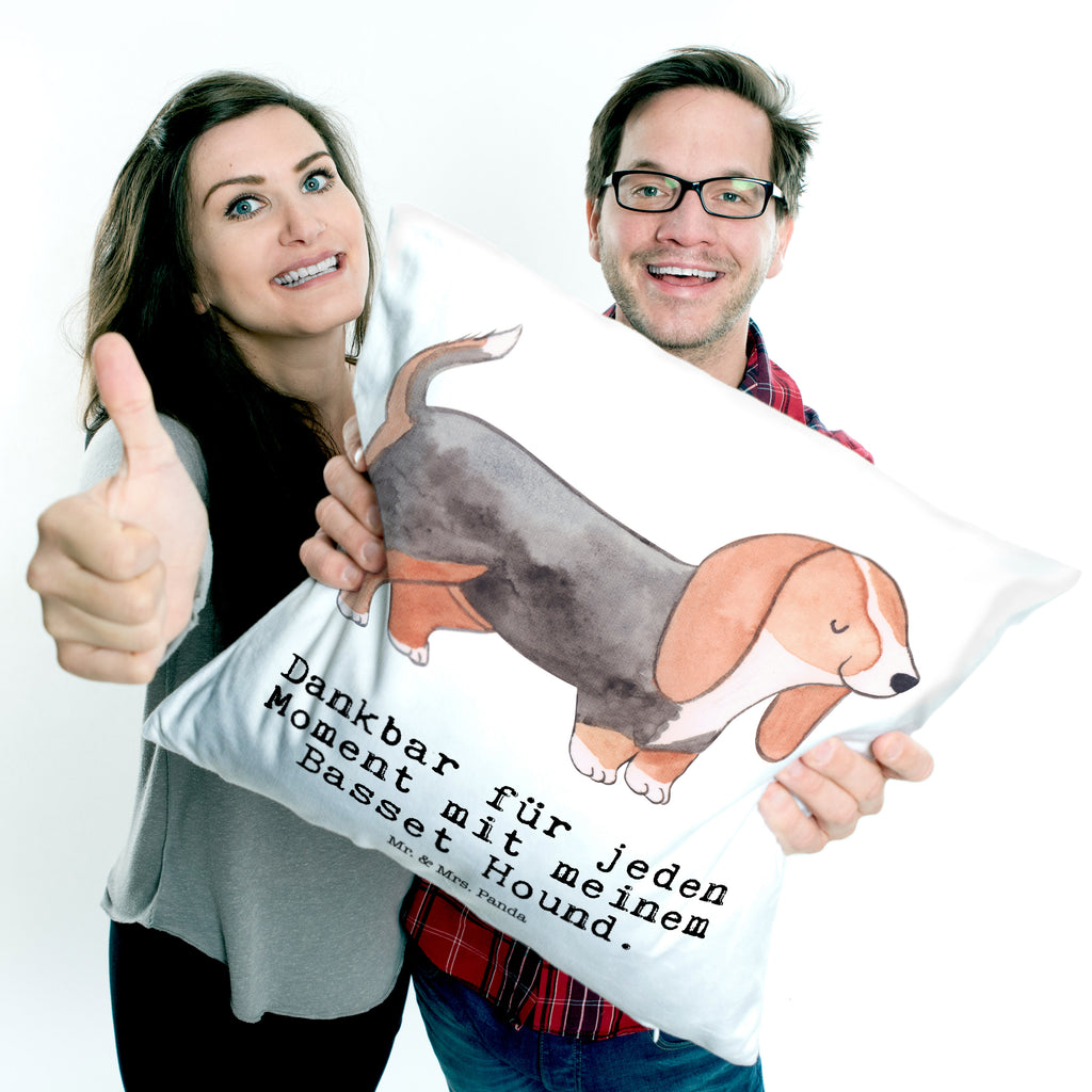 40x40 Kissen Basset Hound Moment Kissenhülle, Kopfkissen, Sofakissen, Dekokissen, Motivkissen, Hund, Hunderasse, Rassehund, Hundebesitzer, Geschenk, Tierfreund, Schenken, Welpe, Basset Hound, Basset