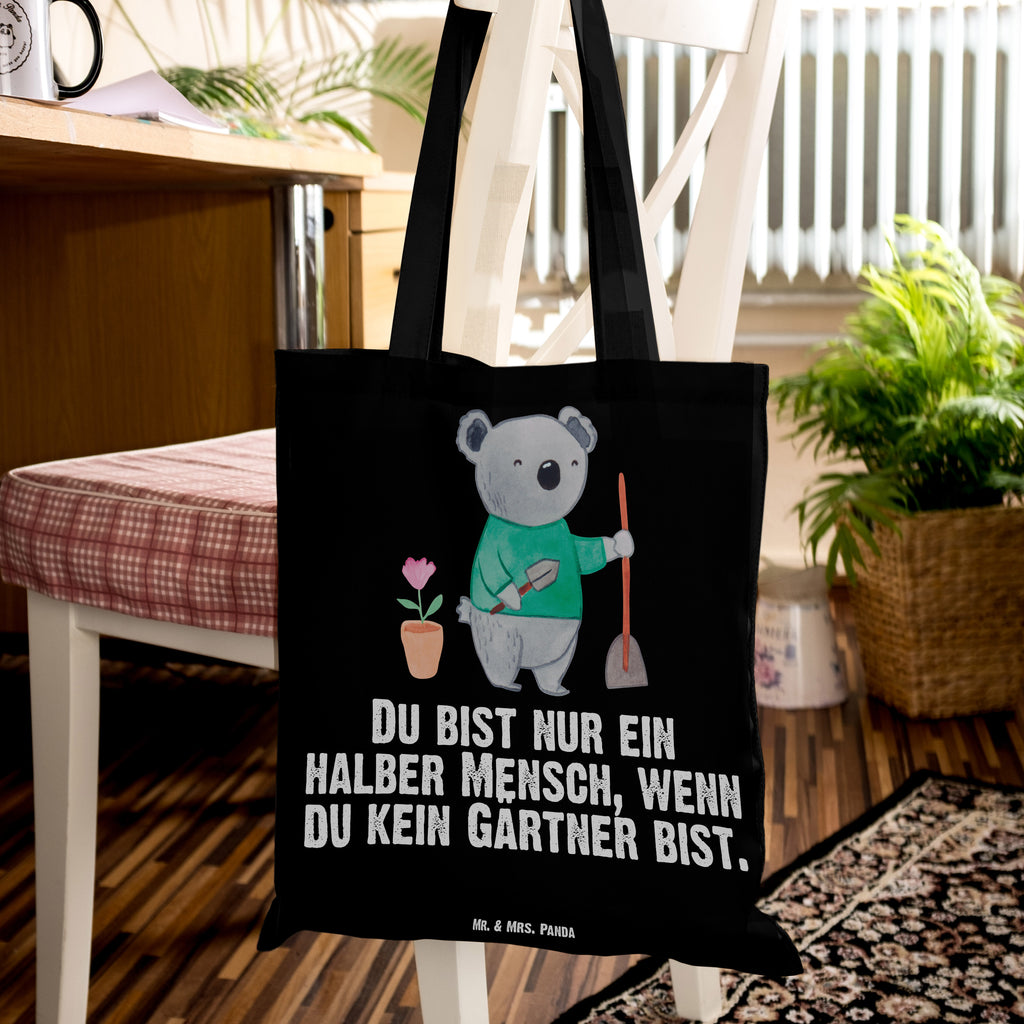 Tragetasche Gärtner mit Herz Beuteltasche, Beutel, Einkaufstasche, Jutebeutel, Stoffbeutel, Beruf, Ausbildung, Jubiläum, Abschied, Rente, Kollege, Kollegin, Geschenk, Schenken, Arbeitskollege, Mitarbeiter, Firma, Danke, Dankeschön, Gärtner, Gartenplaner, Gärtnerei, Gartenbau, Hobbygärtner, Garten- und Landschaftsbauer