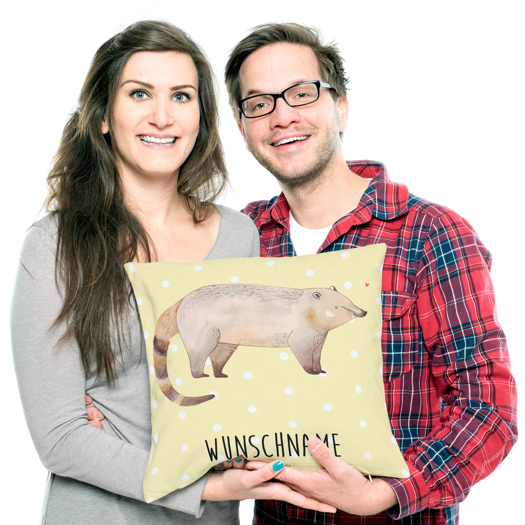 Personalisiertes Kissen Nasenbaer Kissen, personalisiert, Name, Wunschname, bedrucken, Kopfkissen, Tiermotive, Gute Laune, lustige Sprüche, Tiere, Nasenbär, Nasenbären, Rüsselbär, Bär