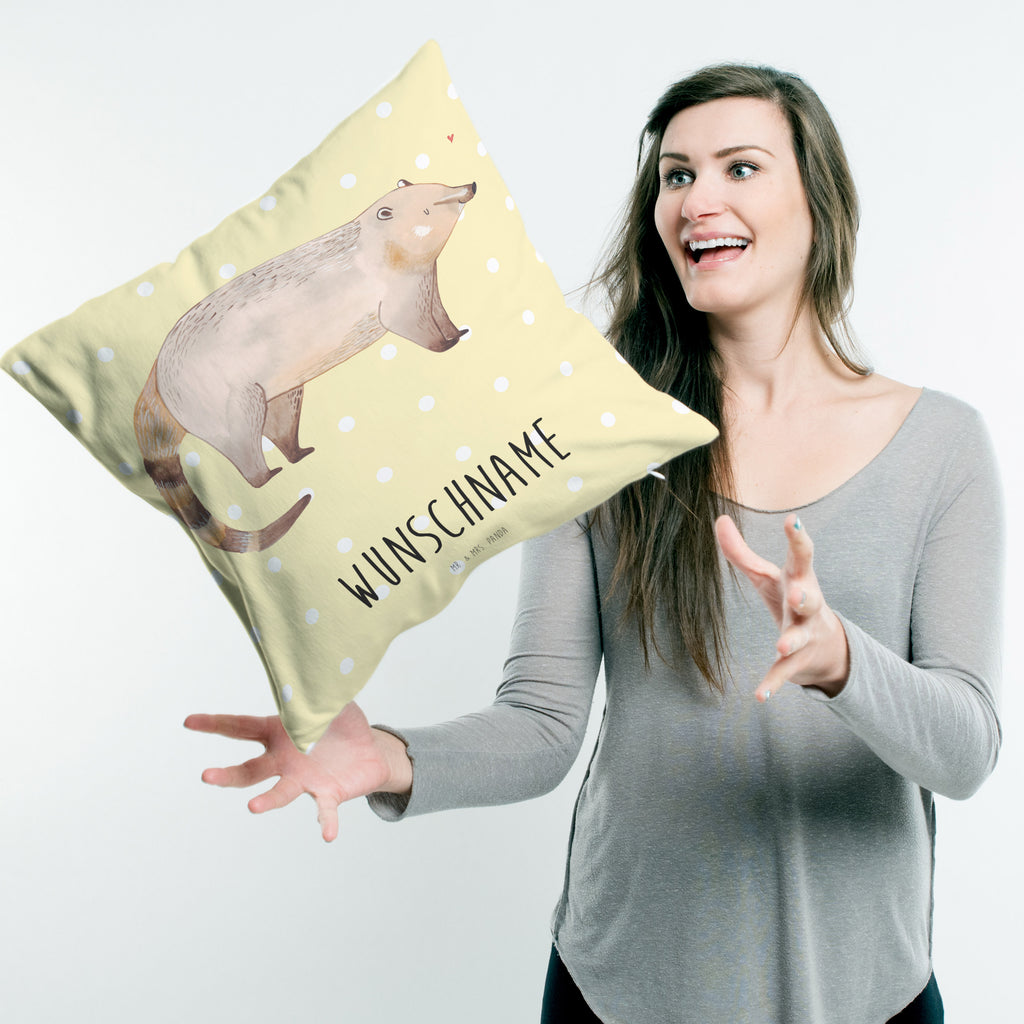 Personalisiertes Kissen Nasenbaer Kissen, personalisiert, Name, Wunschname, bedrucken, Kopfkissen, Tiermotive, Gute Laune, lustige Sprüche, Tiere, Nasenbär, Nasenbären, Rüsselbär, Bär