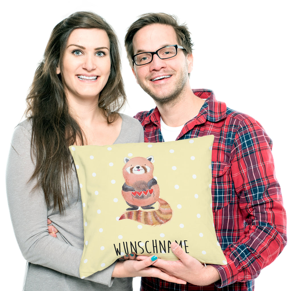 Personalisiertes Kissen Roter Panda Kissen, personalisiert, Name, Wunschname, bedrucken, Kopfkissen, Tiermotive, Gute Laune, lustige Sprüche, Tiere, Panda, Liebe, Rot, Herz, Liebling, Lieblingsmensch
