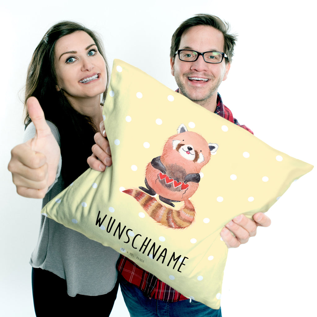 Personalisiertes Kissen Roter Panda Kissen, personalisiert, Name, Wunschname, bedrucken, Kopfkissen, Tiermotive, Gute Laune, lustige Sprüche, Tiere, Panda, Liebe, Rot, Herz, Liebling, Lieblingsmensch