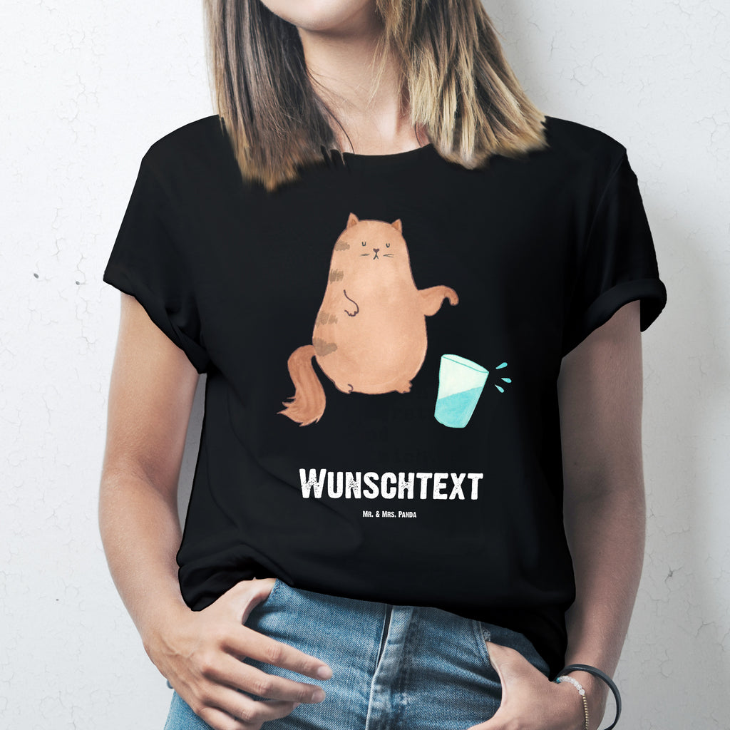 Größe M Personalisiertes T-Shirt Katze Wasserglas T-Shirt Personalisiert, T-Shirt mit Namen, T-Shirt mit Aufruck, Männer, Frauen, Katze, Katzenmotiv, Katzenfan, Katzendeko, Katzenfreund, Katzenliebhaber, Katzenprodukte, Katzenartikel, Katzenaccessoires, Katzensouvenirs, Katzenliebhaberprodukte, Katzenmotive, Katzen, Kater, Mietze, Cat, Cats, Katzenhalter, Katzenbesitzerin, Haustier, Wasser, Glas