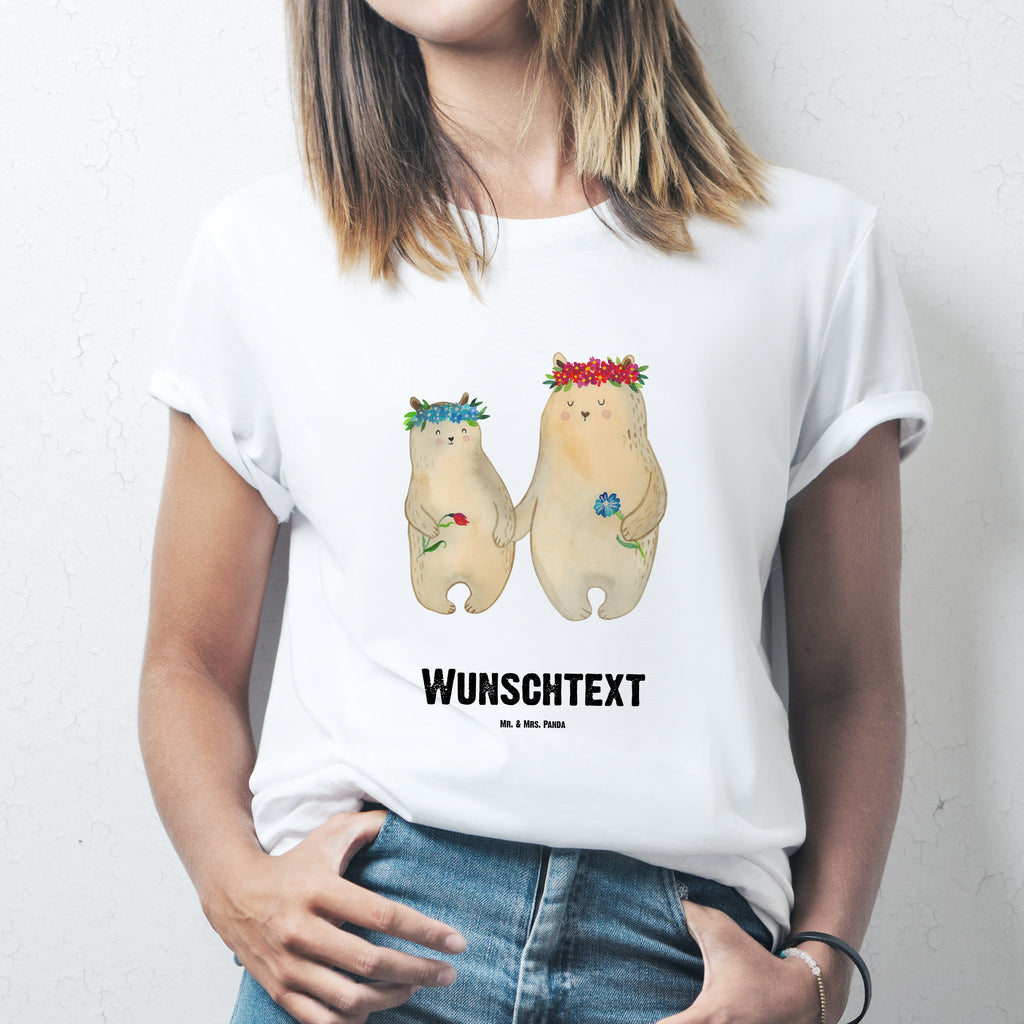 Größe M Personalisiertes T-Shirt Bären mit Blumenkranz T-Shirt Personalisiert, T-Shirt mit Namen, T-Shirt mit Aufruck, Männer, Frauen, Familie, Vatertag, Muttertag, Bruder, Schwester, Mama, Papa, Oma, Opa, Bär, Bären, Mutter, Mutti, Mami, Lieblingsmensch, Lieblingsmama, beste Mutter, weltbeste Mama, Geschenk Mama. Muttertag, Tochter, Kind, Kinder, Töchter, Family, Vorbild