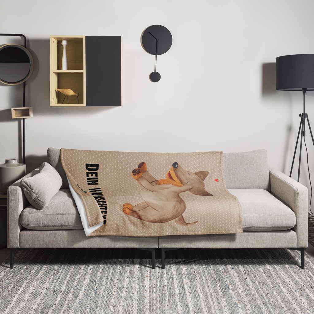 Personalisierte Decke Hund Dackel fröhlich Personalisierte Decke, Decke mit Namen, Kuscheldecke mit Namen, Decke bedrucken, Kuscheldecke bedrucken, Hund, Hundemotiv, Haustier, Hunderasse, Tierliebhaber, Hundebesitzer, Sprüche, Hunde, Dackel, Dachshund, happy dog