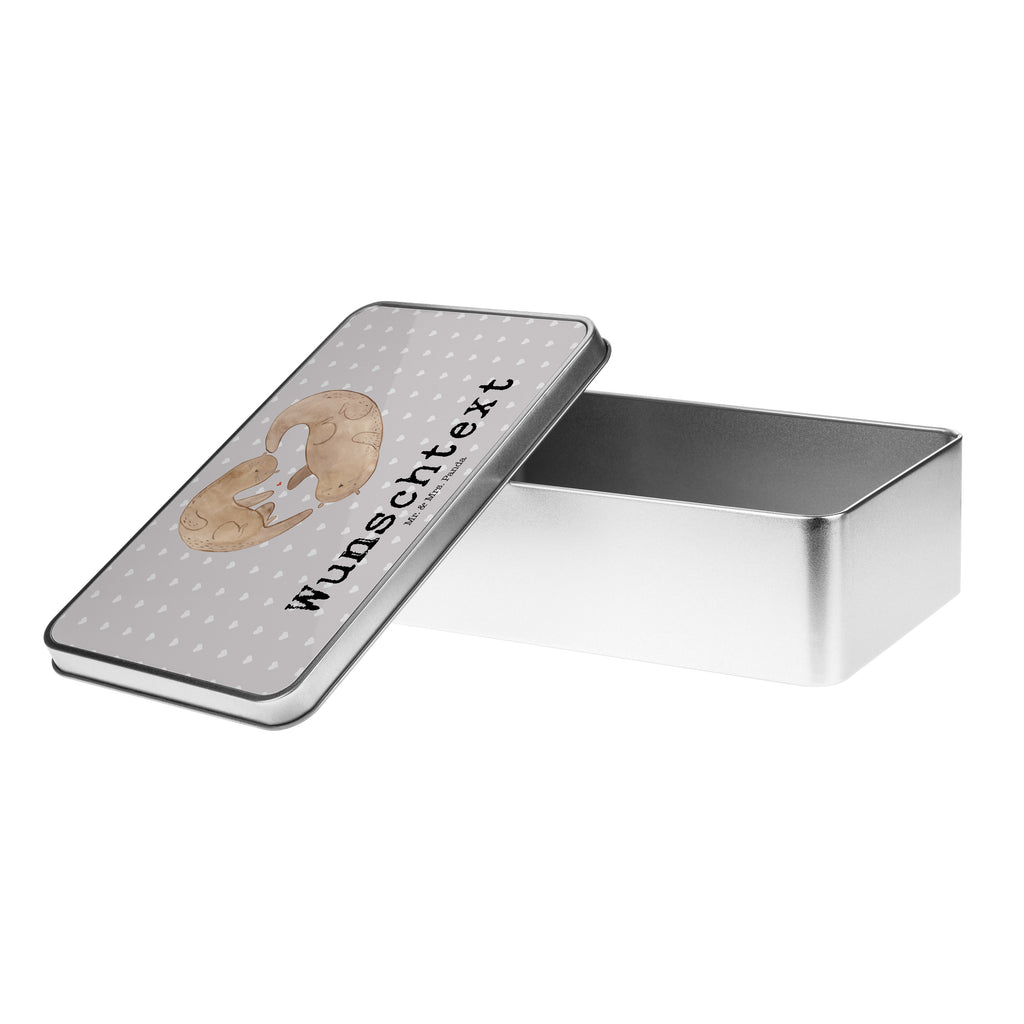 Personalisierte Metalldose Otter Valentine Personalisierte Metalldose, Dose mit Namen, Namensdose, Kiste mit Namen, Namenskiste, Liebe, Partner, Freund, Freundin, Ehemann, Ehefrau, Heiraten, Verlobung, Heiratsantrag, Liebesgeschenk, Jahrestag, Hocheitstag, Valentinstag, Geschenk für Frauen, Hochzeitstag, Mitbringsel, Geschenk für Freundin, Geschenk für Partner, Liebesbeweis, für Männer, für Ehemann