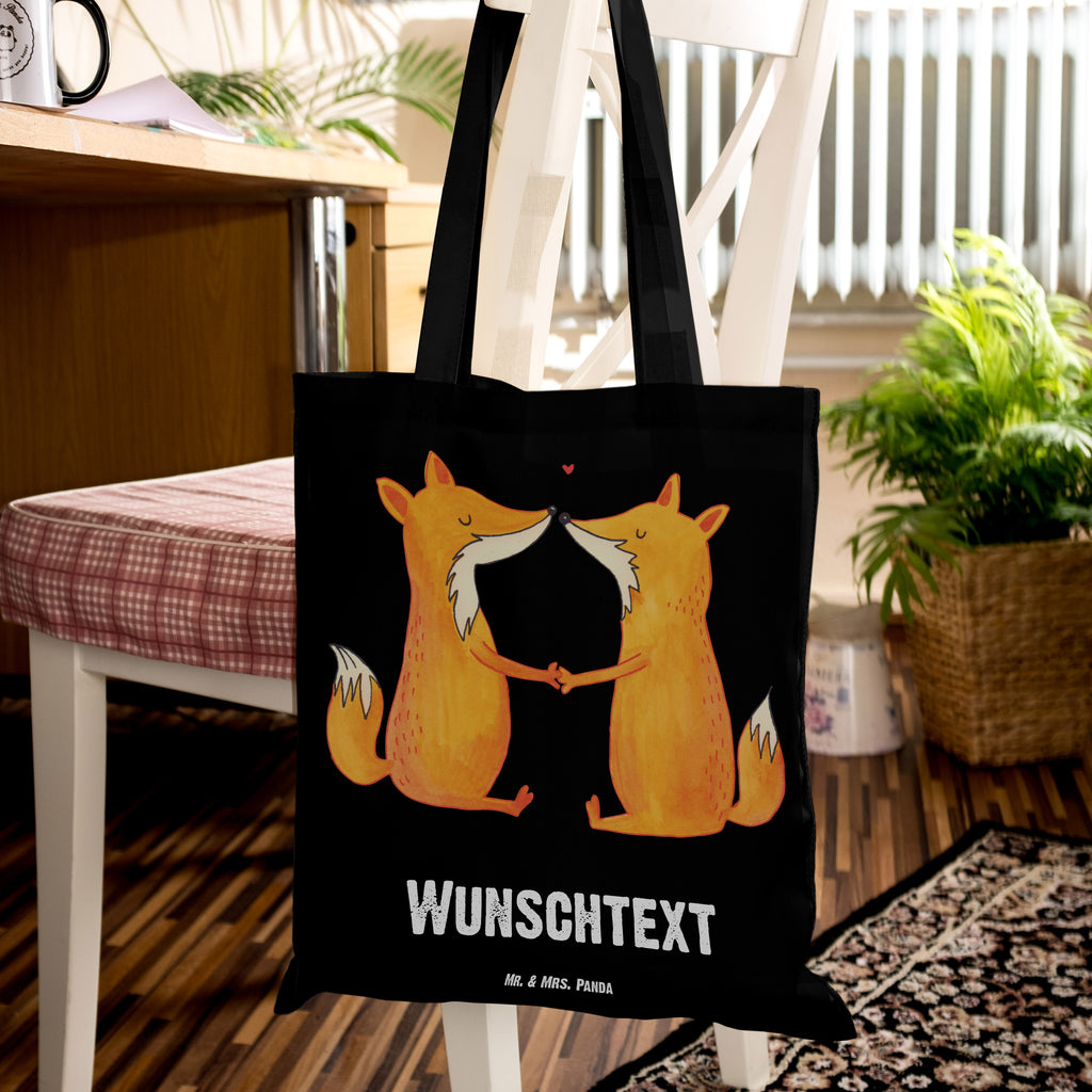 Personalisierte Tragetasche Füchse Liebe Personalisierte Beuteltasche, Personalisierter Beutel, Personalisierte Einkaufstasche, Personalisierter Jutebeutel, Personalisierter Stoffbeutel, Tragetasche mit Namen, Einkaufstasche mit Namen, Stoffbeutel mit Namen, Personalisierte Tasche, Personalisierte Jutetasche, Personalisierte Kindergartentasche, Fuchs, Füchse, Fox, Liebe, Liebespaar, Paar, Partner, Freundin, Freund, Ehe, Verlobte, Ehemann, Ehefrau, Liebesbeweis