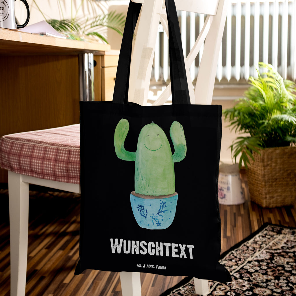 Personalisierte Tragetasche Kaktus Happy Personalisierte Beuteltasche, Personalisierter Beutel, Personalisierte Einkaufstasche, Personalisierter Jutebeutel, Personalisierter Stoffbeutel, Tragetasche mit Namen, Einkaufstasche mit Namen, Stoffbeutel mit Namen, Personalisierte Tasche, Personalisierte Jutetasche, Personalisierte Kindergartentasche, Kaktus, Kakteen, Motivation, Spruch, lustig, Kindersicherung, Neustart, Büro, Büroalltag, Kollege, Kollegin, Freundin, Mutter, Familie, Ausbildung