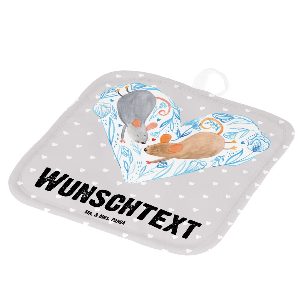 Personalisierte Topflappen Mäuse Herz Topflappen personalisiert, Personalisierte Topfuntersetzer, Personalisierter Ofenhandschuh, Topflappen Set personalisiert, Topflappen mit Namen, Namensaufdruck, Liebe, Partner, Freund, Freundin, Ehemann, Ehefrau, Heiraten, Verlobung, Heiratsantrag, Liebesgeschenk, Jahrestag, Hocheitstag, Maus, Mäuse, Liebesbotschaft, Liebesbeweis, Hochzeit, Lieblingsmensch, Gemeinsamkeit, Love, Geschenk für zwei