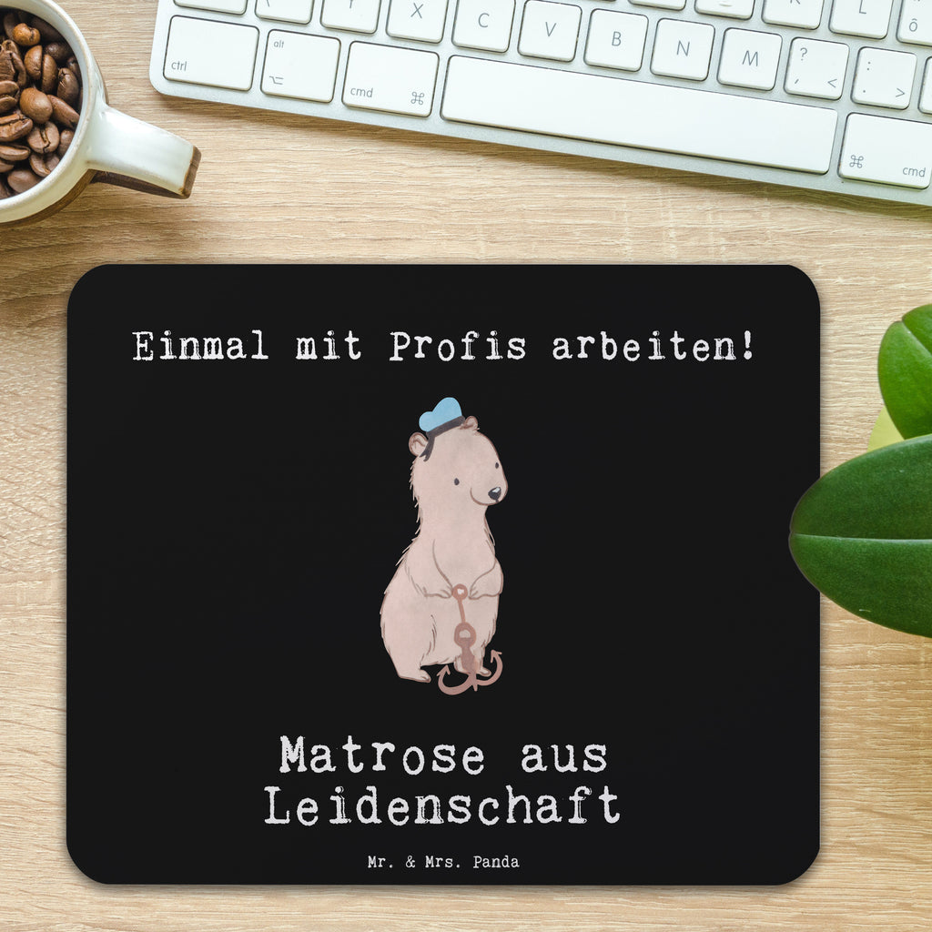 Mauspad Matrose aus Leidenschaft Mousepad, Computer zubehör, Büroausstattung, PC Zubehör, Arbeitszimmer, Mauspad, Einzigartiges Mauspad, Designer Mauspad, Beruf, Ausbildung, Jubiläum, Abschied, Rente, Kollege, Kollegin, Geschenk, Schenken, Arbeitskollege, Mitarbeiter, Firma, Danke, Dankeschön, Matrose, Seemann, Seeleute, Schiff, Schiffsmechaniker